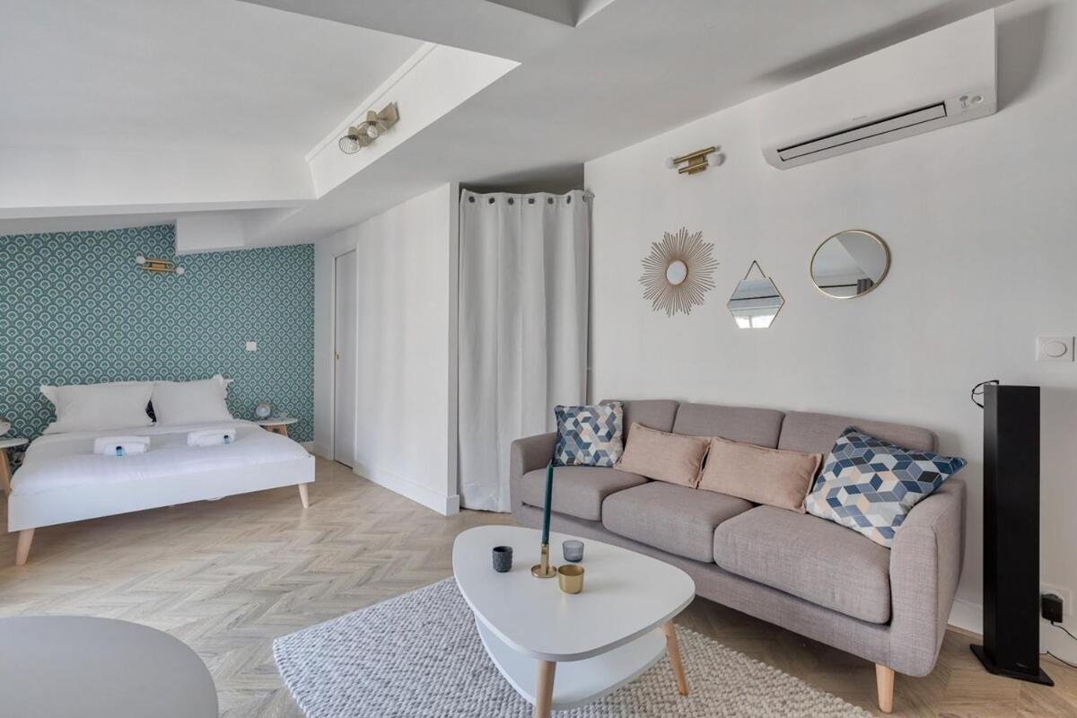 Appartement Renove Proche Arc Triomphe - 2P ปารีส ภายนอก รูปภาพ