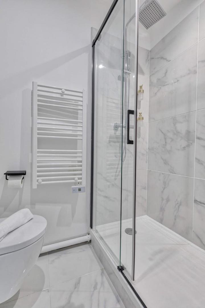 Appartement Renove Proche Arc Triomphe - 2P ปารีส ภายนอก รูปภาพ
